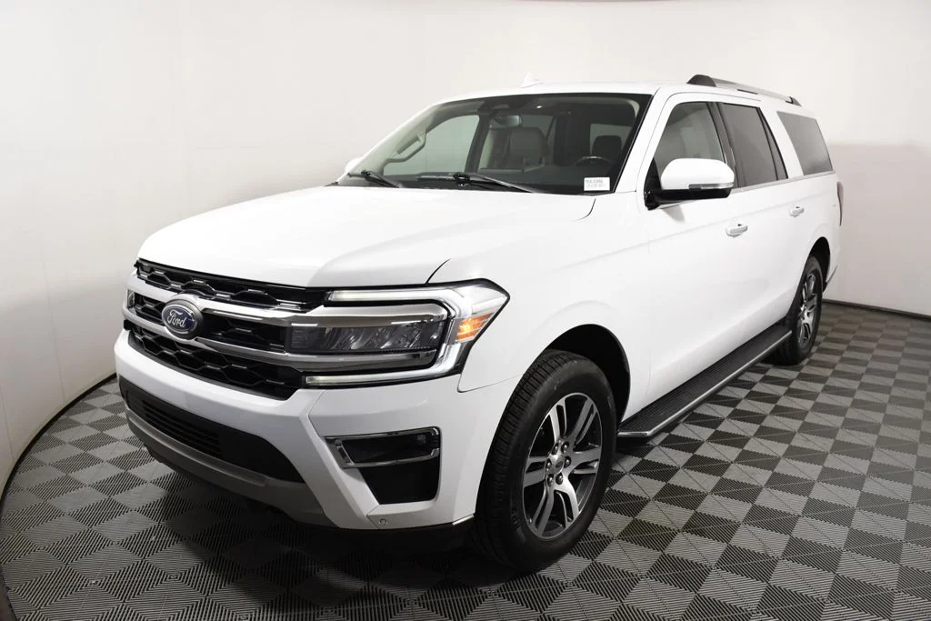 2023 Ford Expedition Limited MAX 4x4's photo