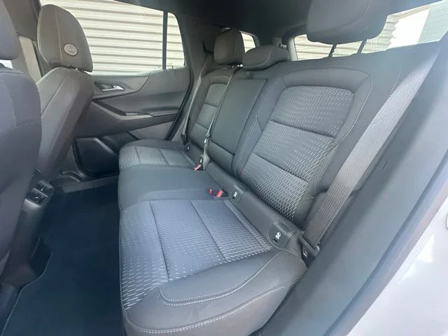 Used 2025 White Chevrolet LT image 10