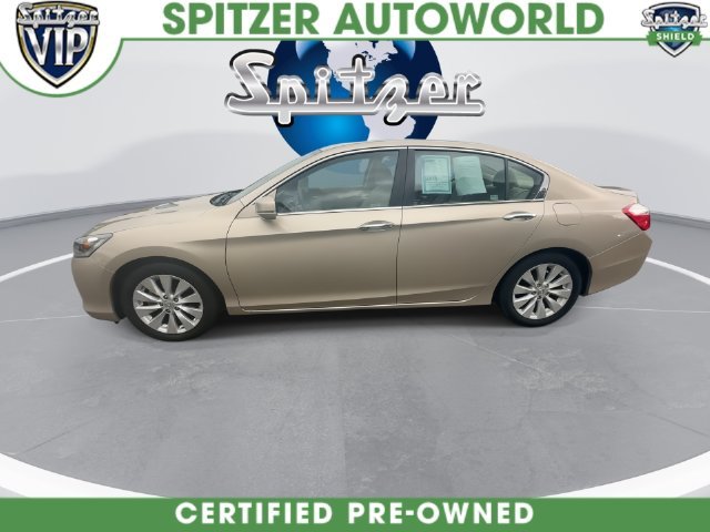 Used 2015 Champagne Frost Pearl Honda EX image 9