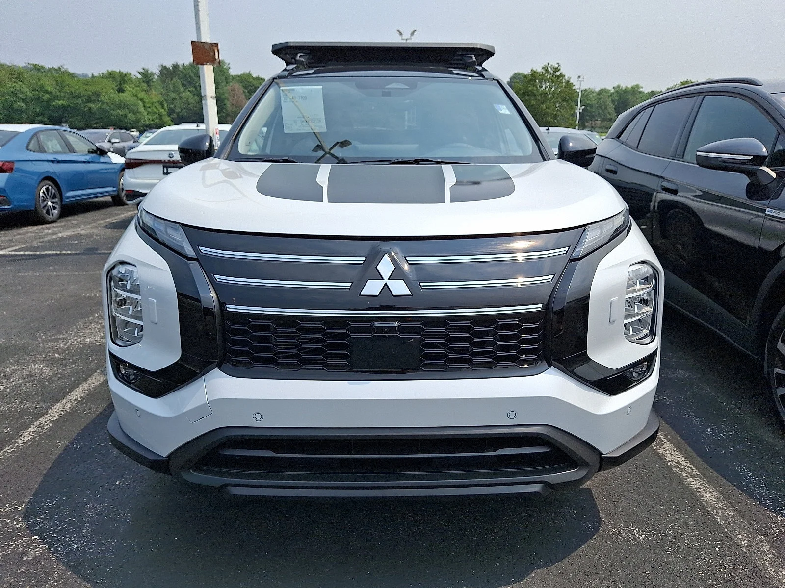 2025 Mitsubishi Outlander Trail Edition - Photo 2