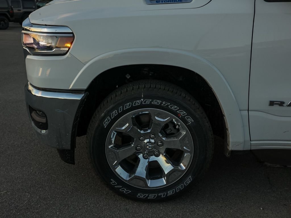 New 2026 Bright White Clear-Coat Exterior Paint RAM Big Horn/Lone Star image 10