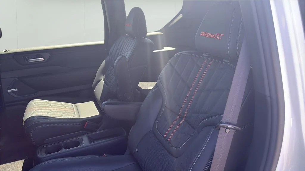 2026 Nissan Armada PRO-4X - Photo 11