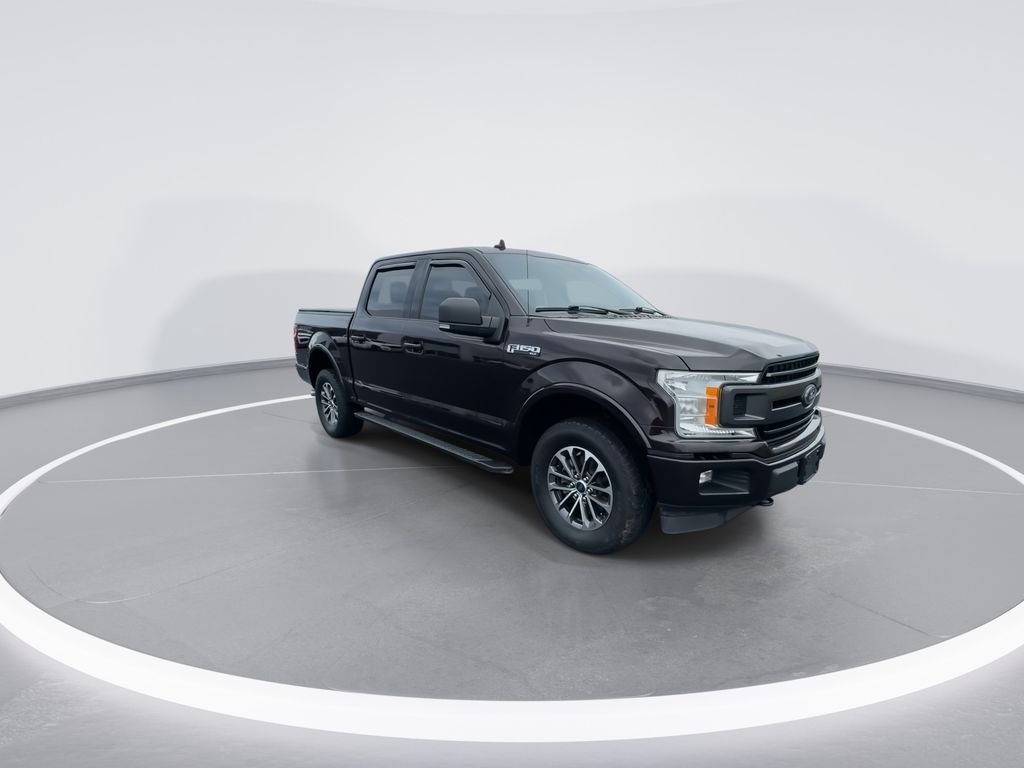 Used 2020 Red Ford XLT image 2
