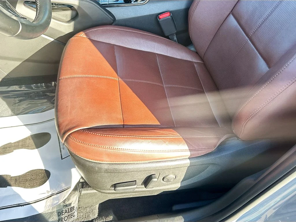 Certified Used 2024 Silver Kia EX image 19