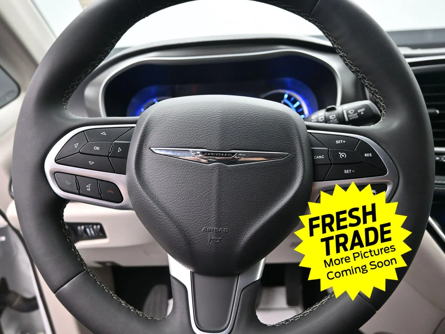Used 2023 Bright White Clearcoat Chrysler Hybrid Touring L image 18