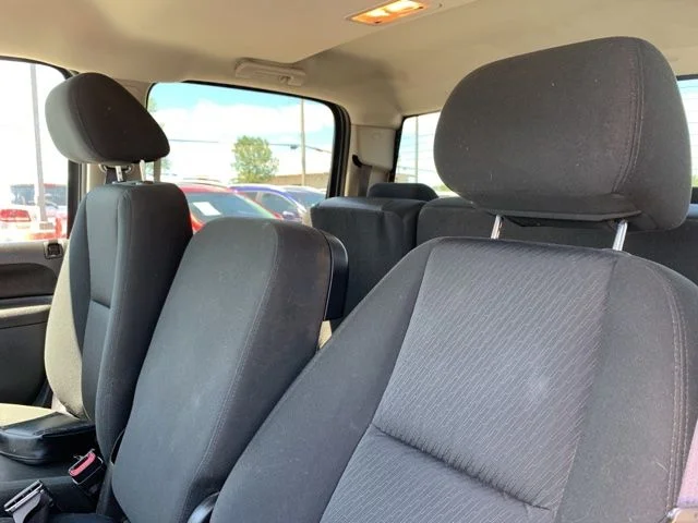 Used 2013 Gray GMC SLE image 10