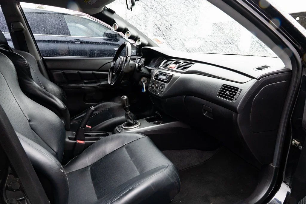 Used 2006  Mitsubishi Evolution IX image 27
