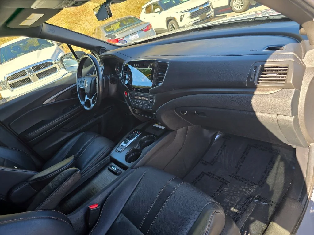 Used 2022 Blue Honda TrailSport image 32