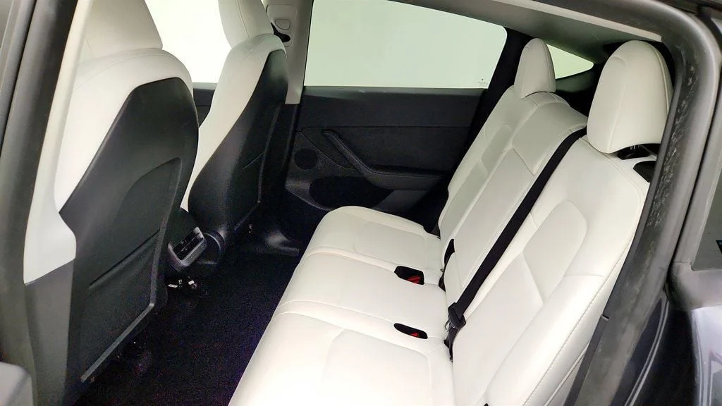 Used 2024 Stealth Grey Tesla Long Range AWD w/ 7-Seat White & Black Premium Interior image 26