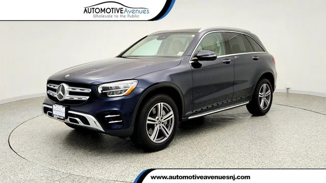 2022 Mercedes-Benz GLC GLC 300 4MATIC® SUV w/ Panorama Sunroof & Premium Pkg Lite
