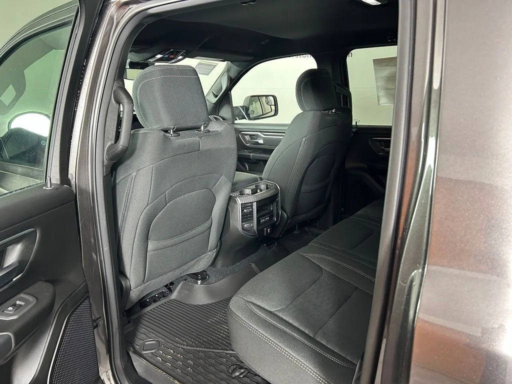 New 2026 Granite Crystal Metallic Clear-Coat Exterior Paint RAM Big Horn image 13
