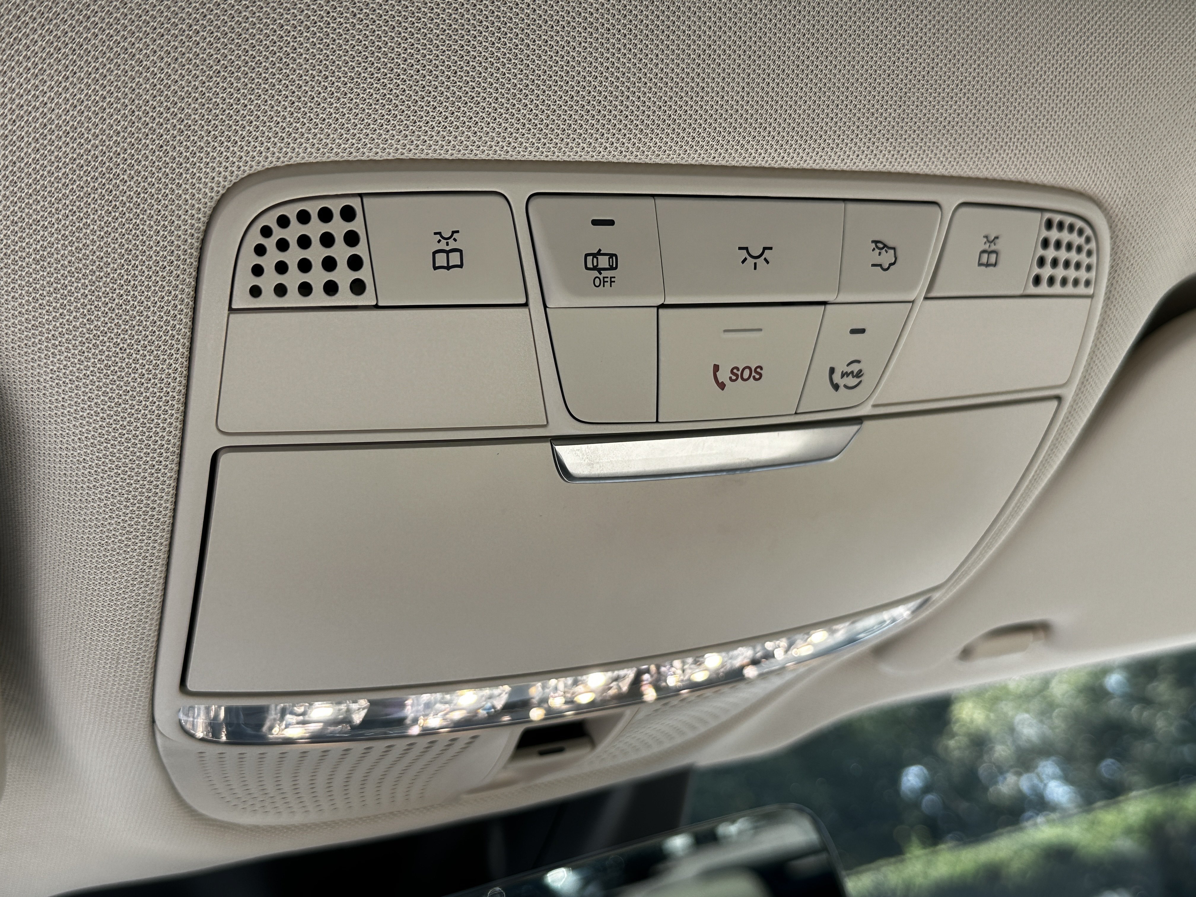 Certified Used 2021 Silver Mercedes-Benz GLC 300 image 32