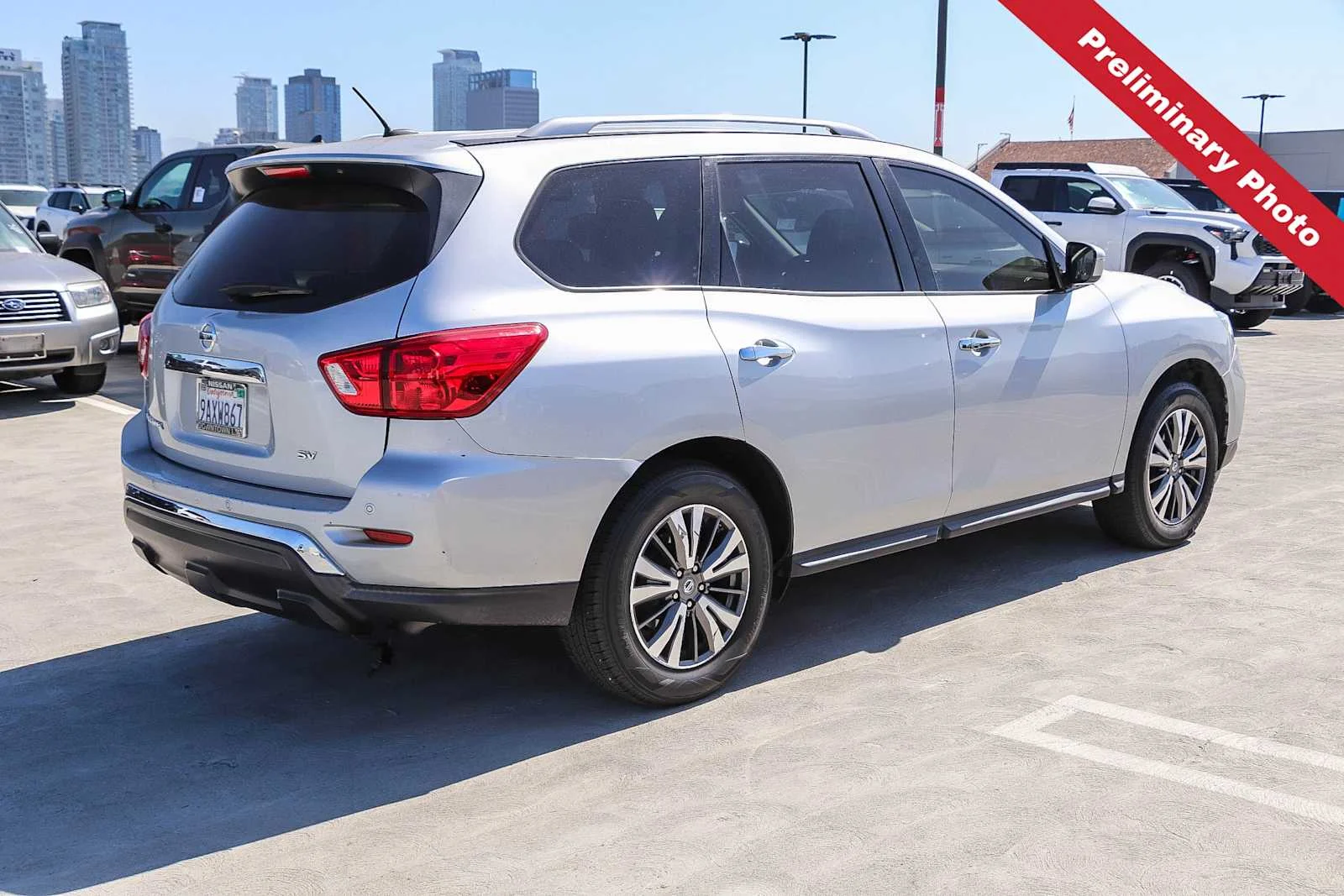 Used 2017 Brilliant Silver Metallic Nissan SV image 6