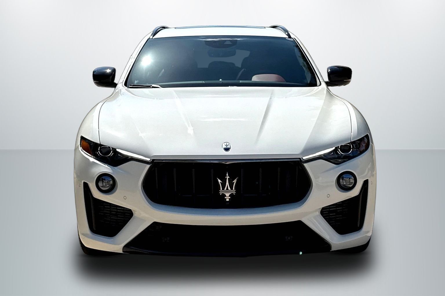 Used 2022 White Maserati GT image 2