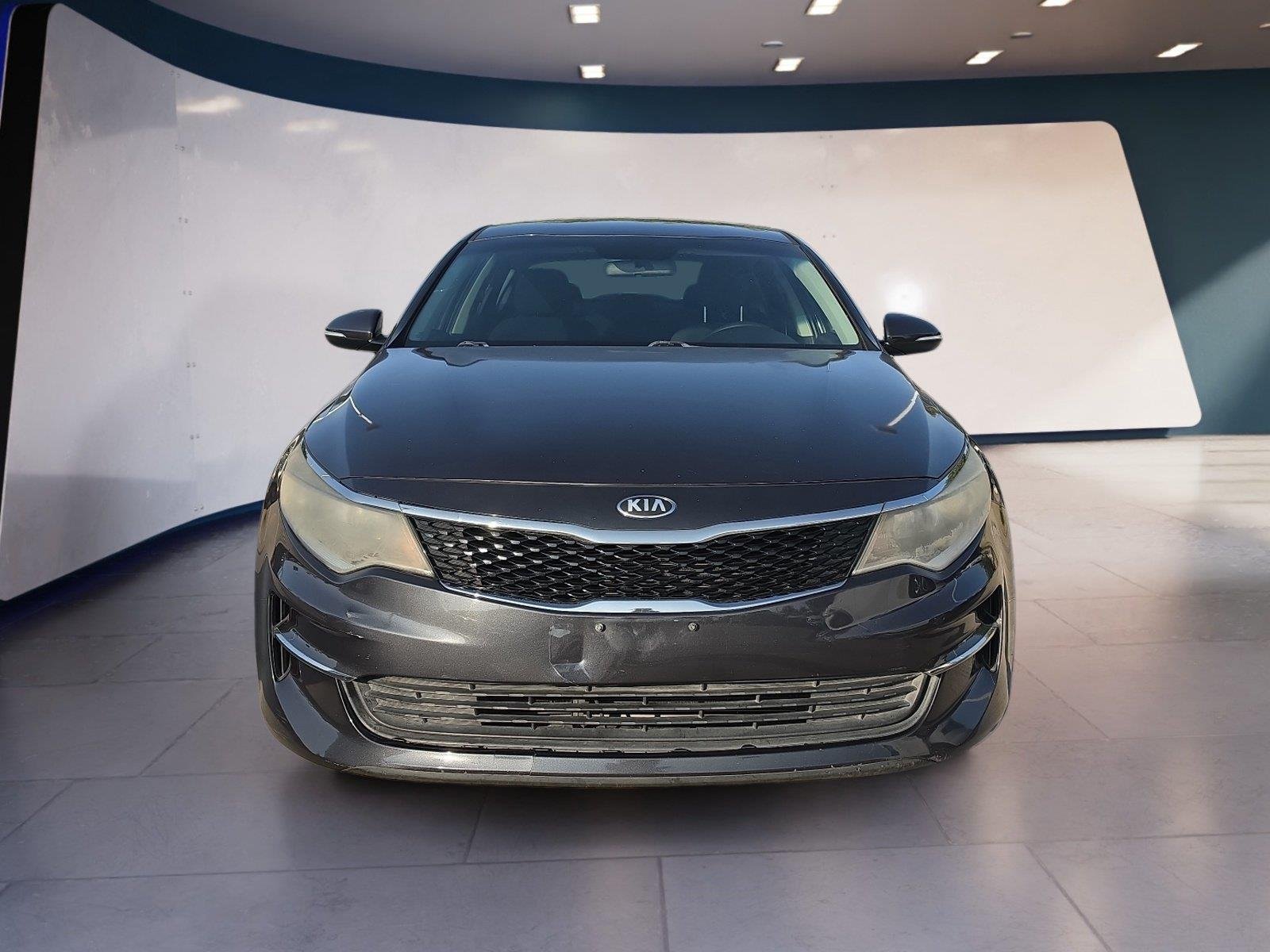 2017 Kia Optima LX - Photo 8