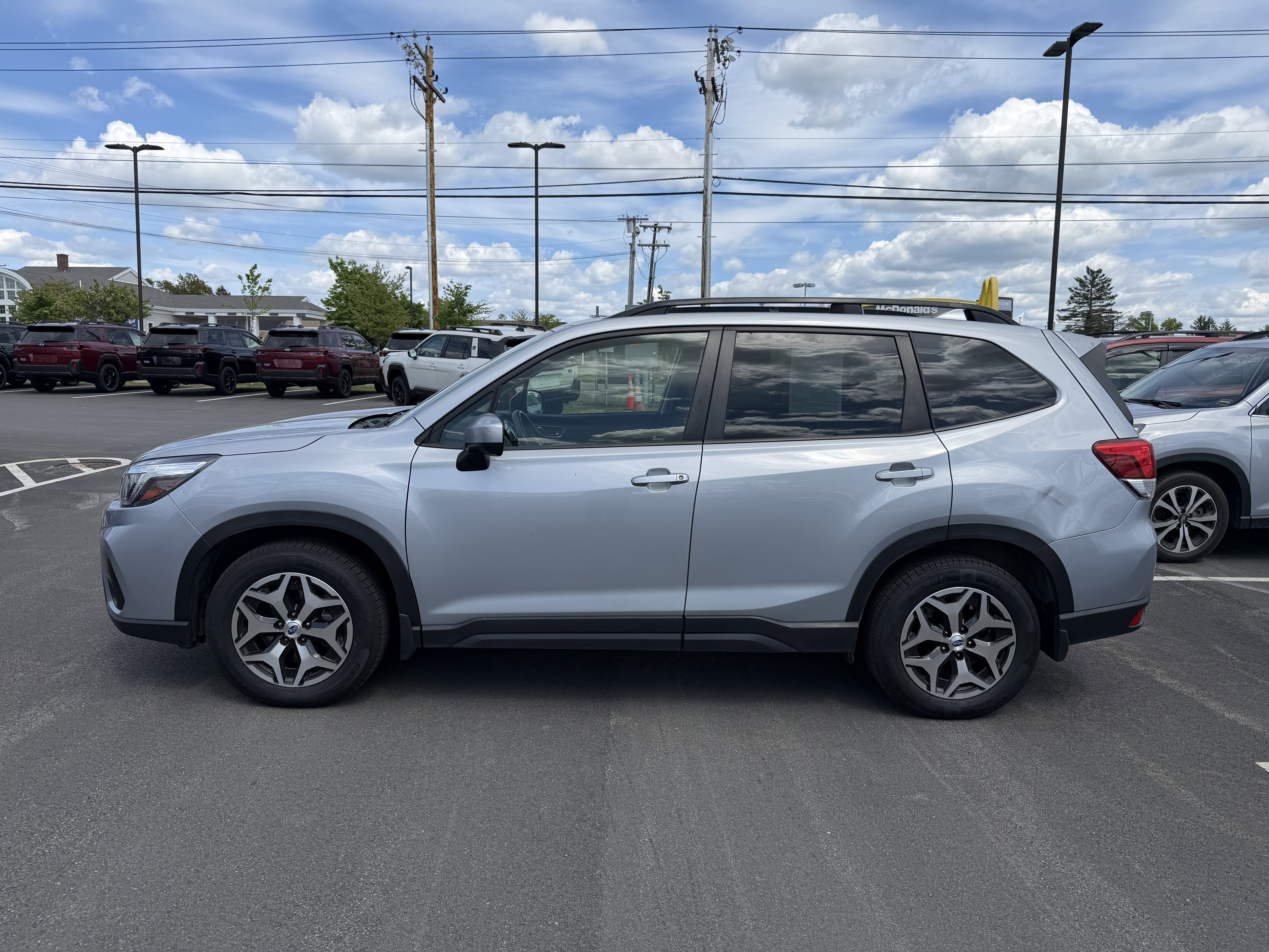 Used 2020 Ice Silver Metallic Subaru Premium image 2