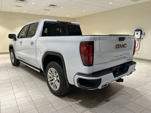 2026 GMC Sierra 1500 Denali - Photo 3