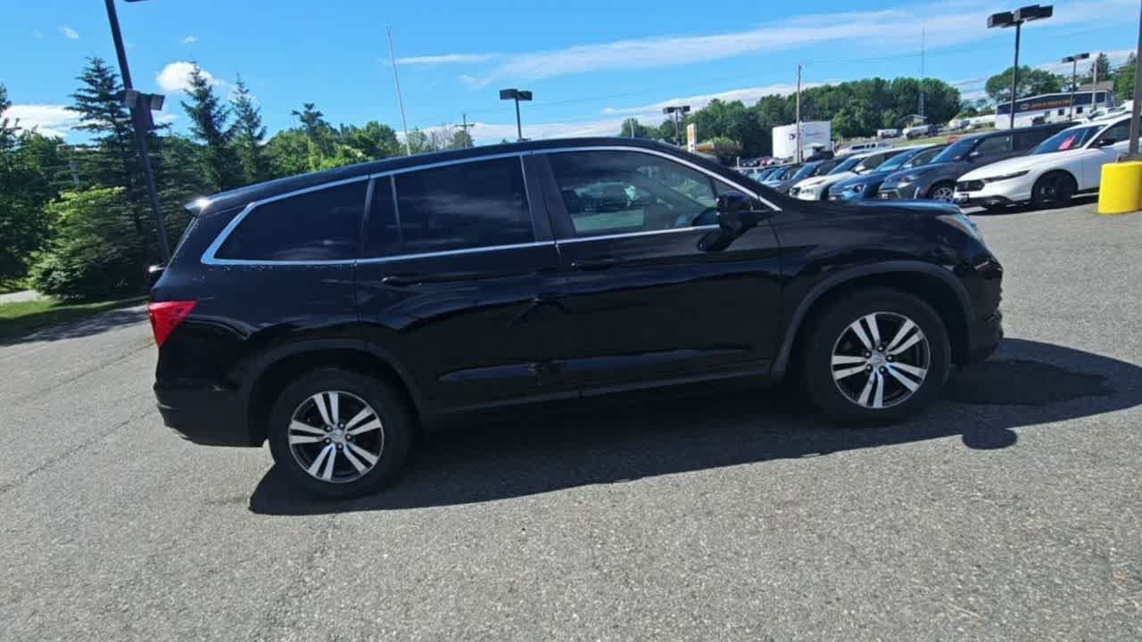 Used 2016 Black Honda EX-L image 10