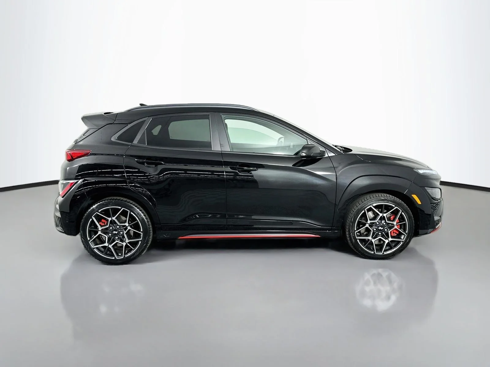Used 2023 Ultra Black Hyundai Base image 8