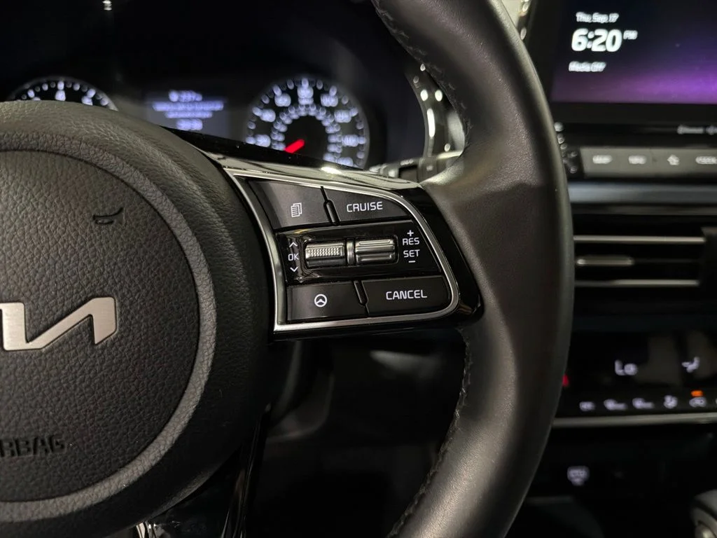Used 2023 Gray Kia Nightfall image 11