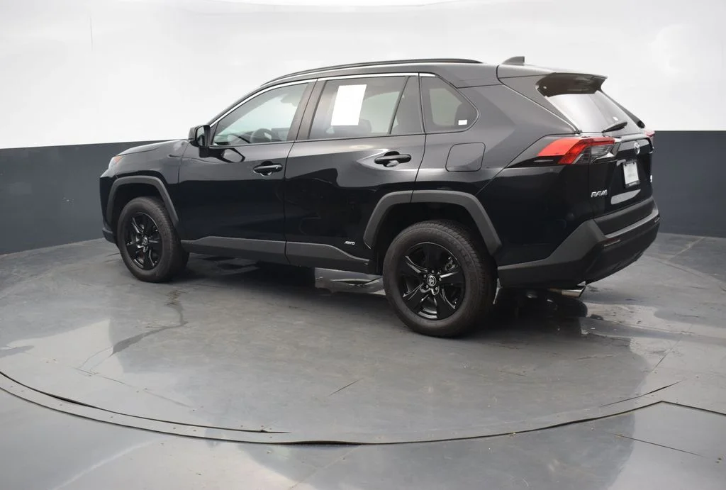 Used 2022 Black Toyota LE image 3