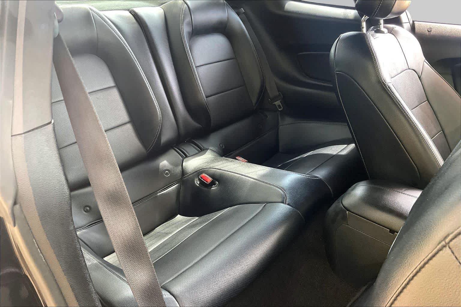 Used 2017 Shadow Black Ford GT Premium image 20