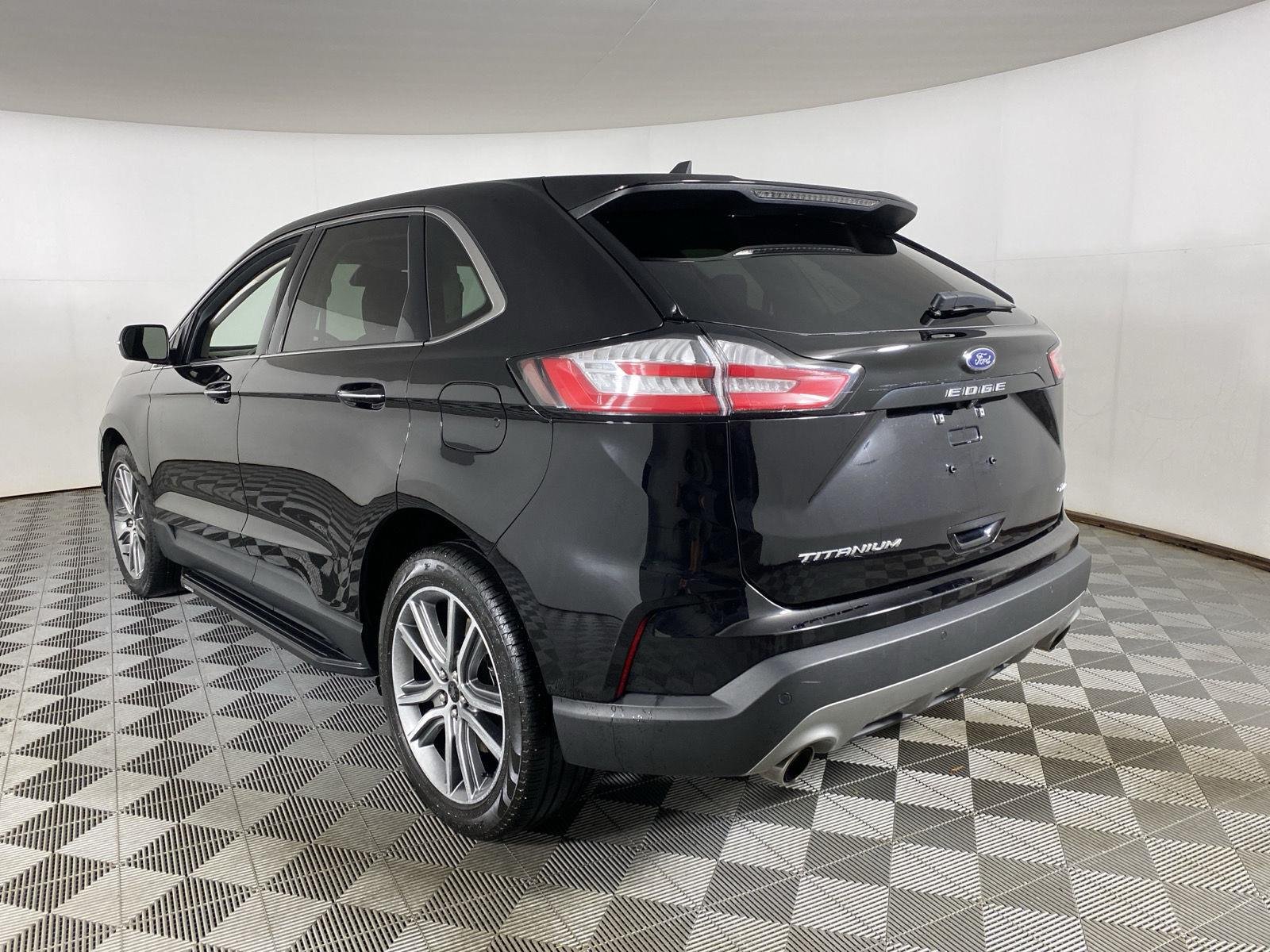 Used 2024 Agate Black Ford Titanium image 7