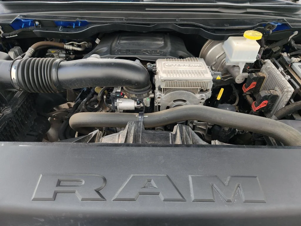 Used 2022 Hydro Blue Pearlcoat Ram Laramie image 33