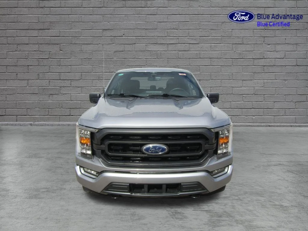 Certified Used 2023 Iconic Silver Metallic Ford XLT image 5