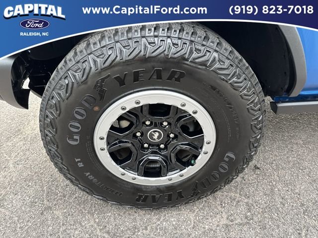 Used 2025 Blue Ford Badlands image 13