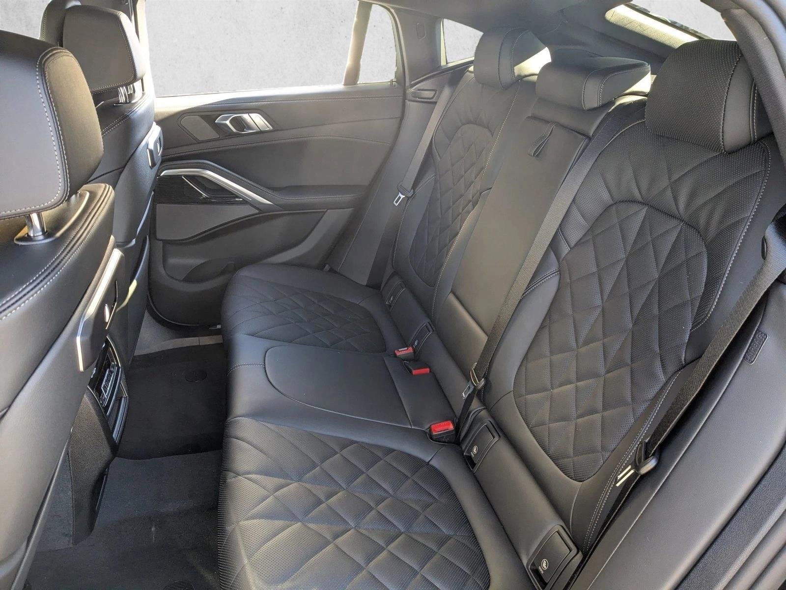 Used 2026 Black Sapphire Metallic BMW xDrive40i image 16