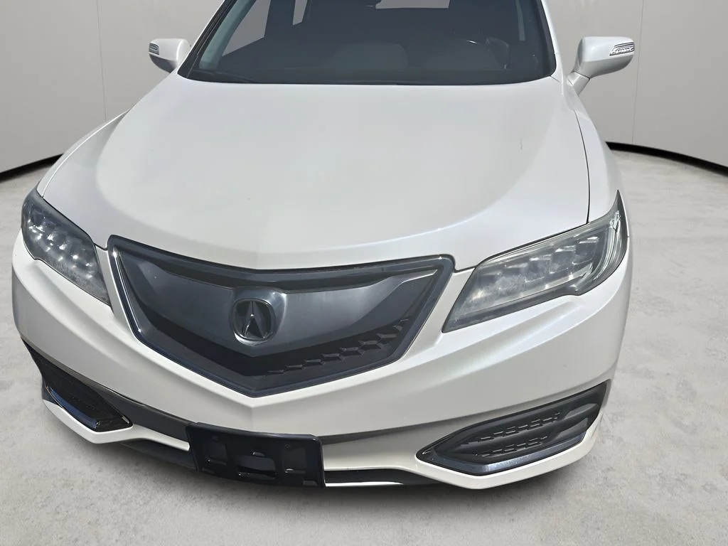 Used 2018 White Diamond Pearl Acura w/Technology Pkg image 8