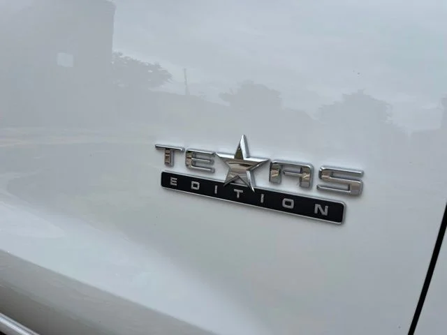 New 2026 White Chevrolet LT image 12