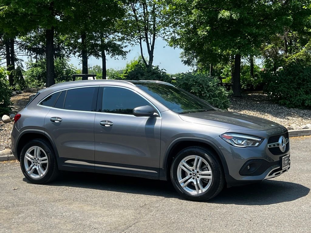 Certified Used 2023 Gray Mercedes-Benz GLA 250 image 3