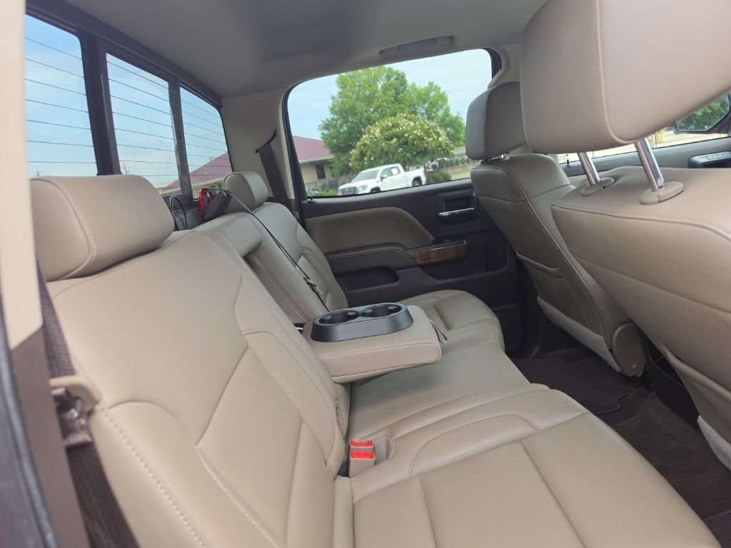 Used 2018 CARDINAL RED GMC SLT image 30