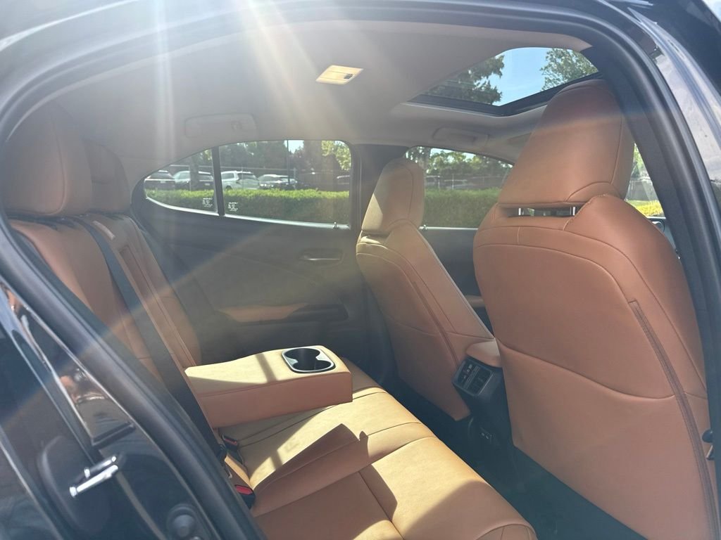 Used 2021 Caviar Lexus 250h Base image 22