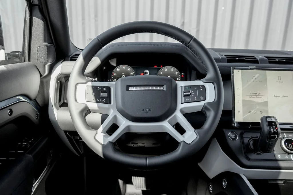 New 2026 Tasman Blue Land Rover S image 17