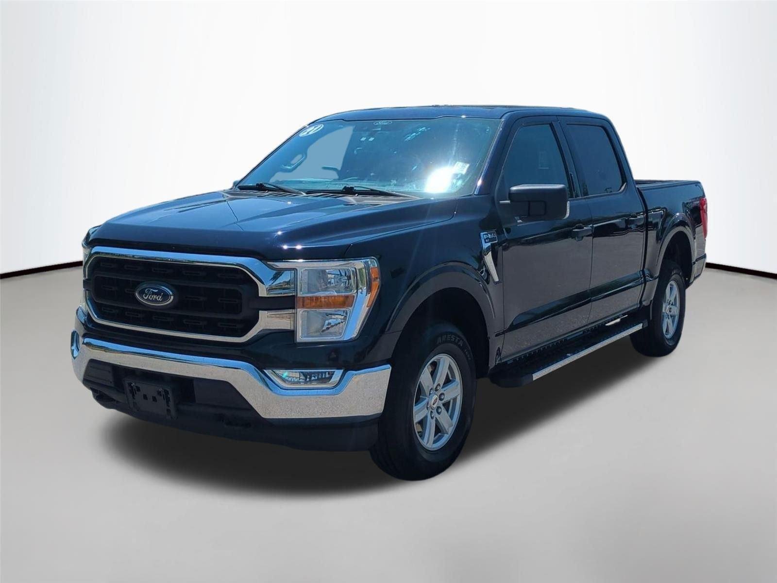 Used 2021 Antimatter Blue Ford XLT image 1