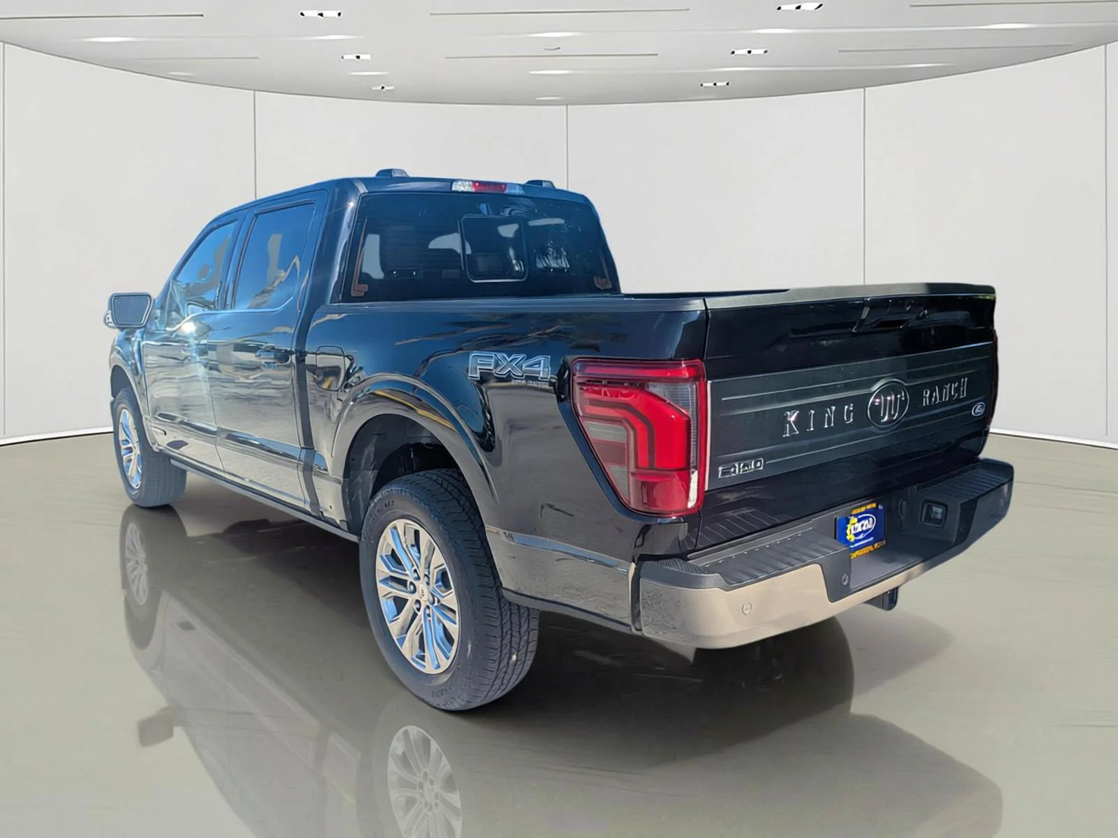 New 2026 Agate Black Metallic Ford King Ranch image 7