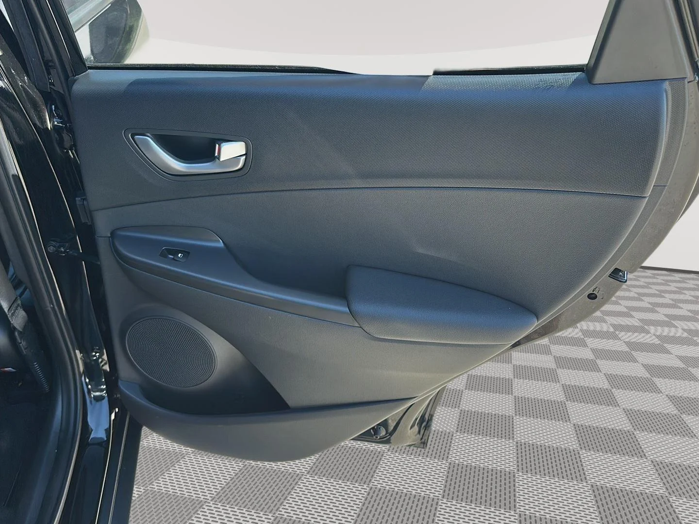 Used 2020 Ultra Black Hyundai Limited image 22
