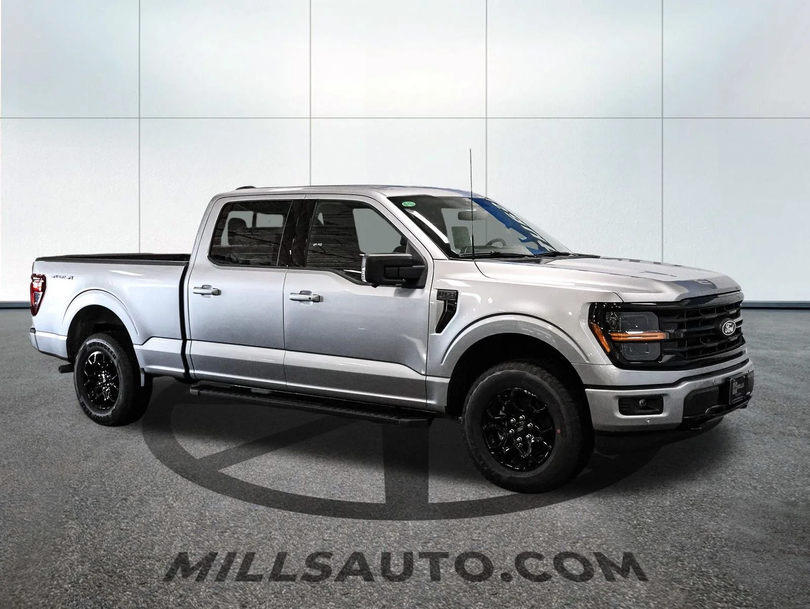 New 2026 Iconic Silver Metallic Ford XLT image 10