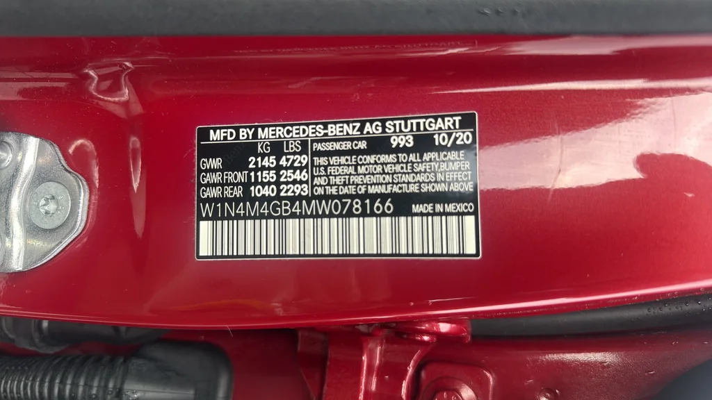 Used 2021 Red Mercedes-Benz GLB 250 image 25