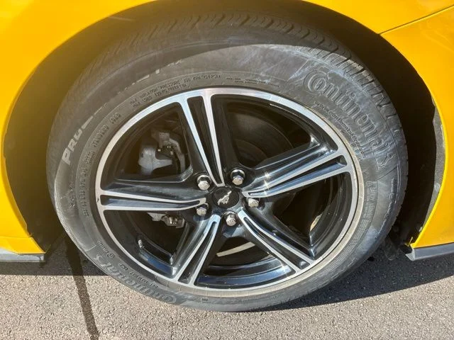 Used 2024 Yellow Ford EcoBoost image 10