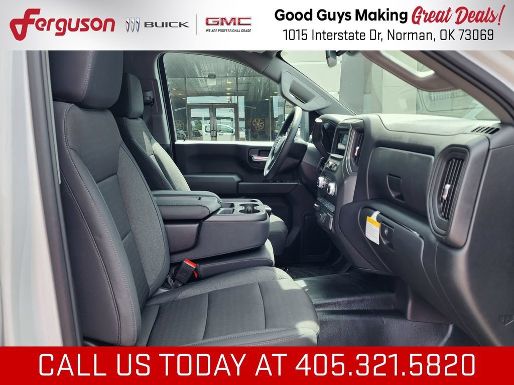 2026 GMC Sierra 3500 Chassis Cab Pro - Photo 43