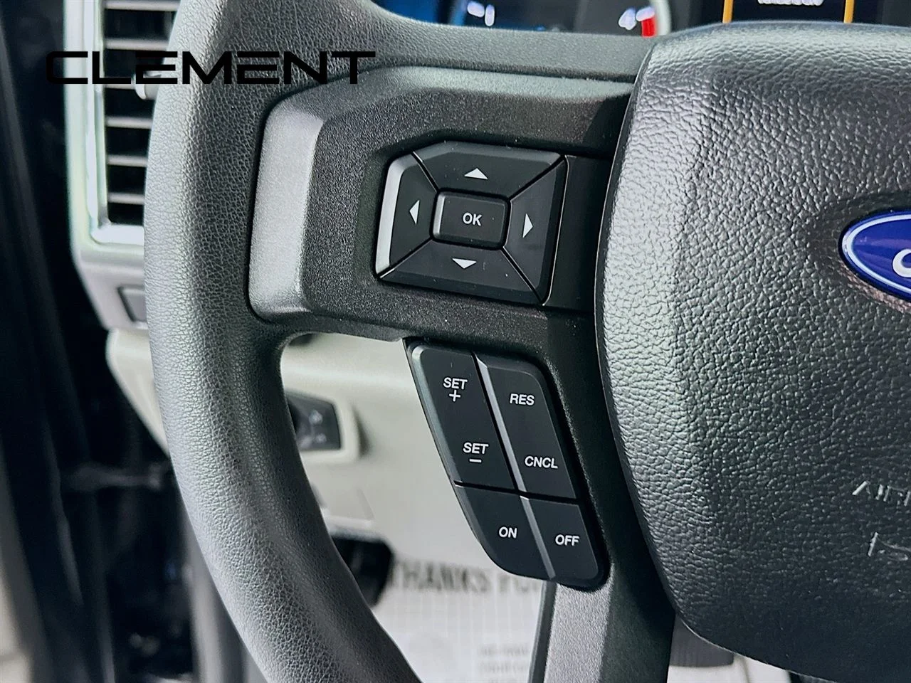 Used 2017 Shadow Black Ford XLT image 16