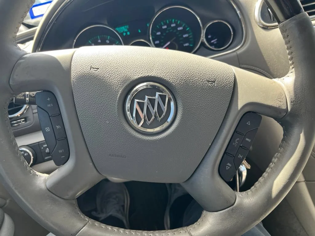 Used 2017 CRIMSON RED TINTCOAT Buick Convenience image 14