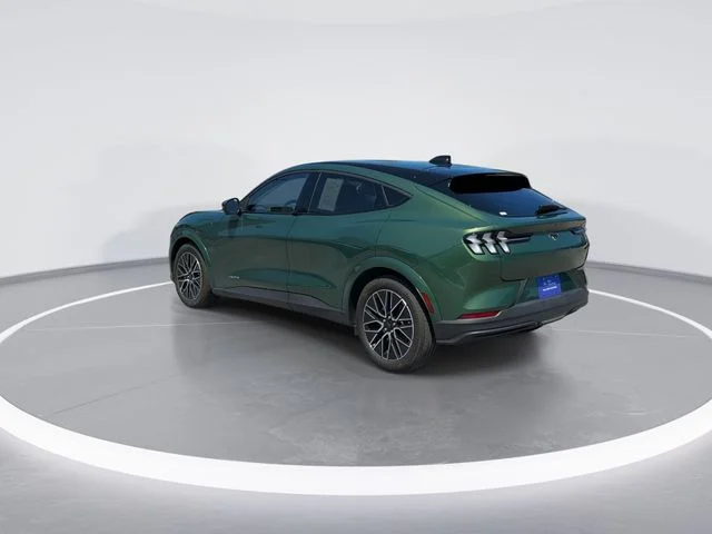 Used 2025 Green Ford Premium image 4