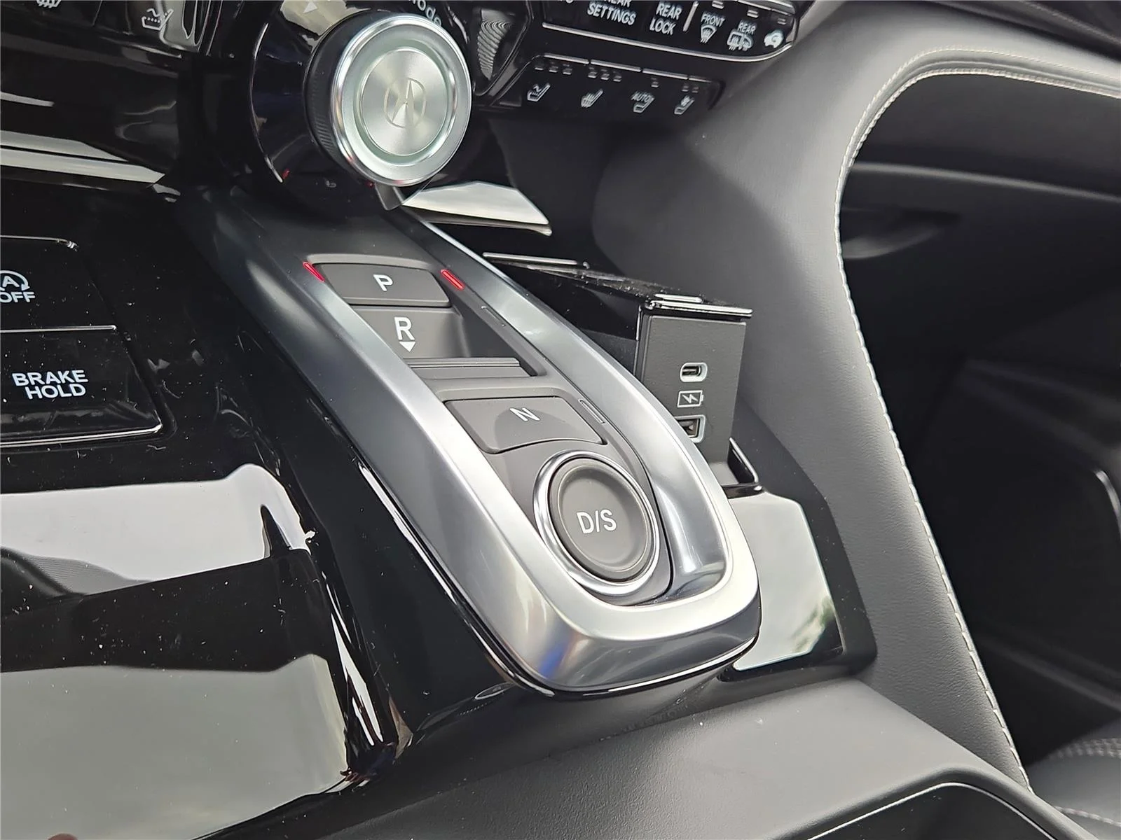 New 2026 Platinum White Pearl Acura SH-AWD w/Advance image 7
