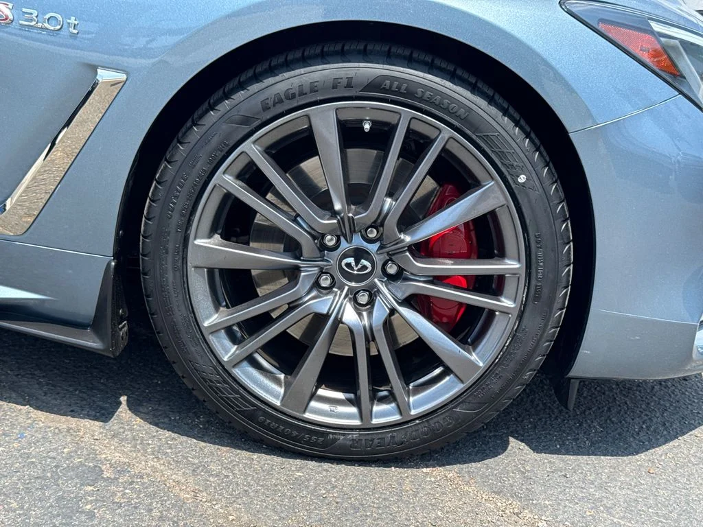 Used 2017 Blue INFINITI Red Sport 400 image 7