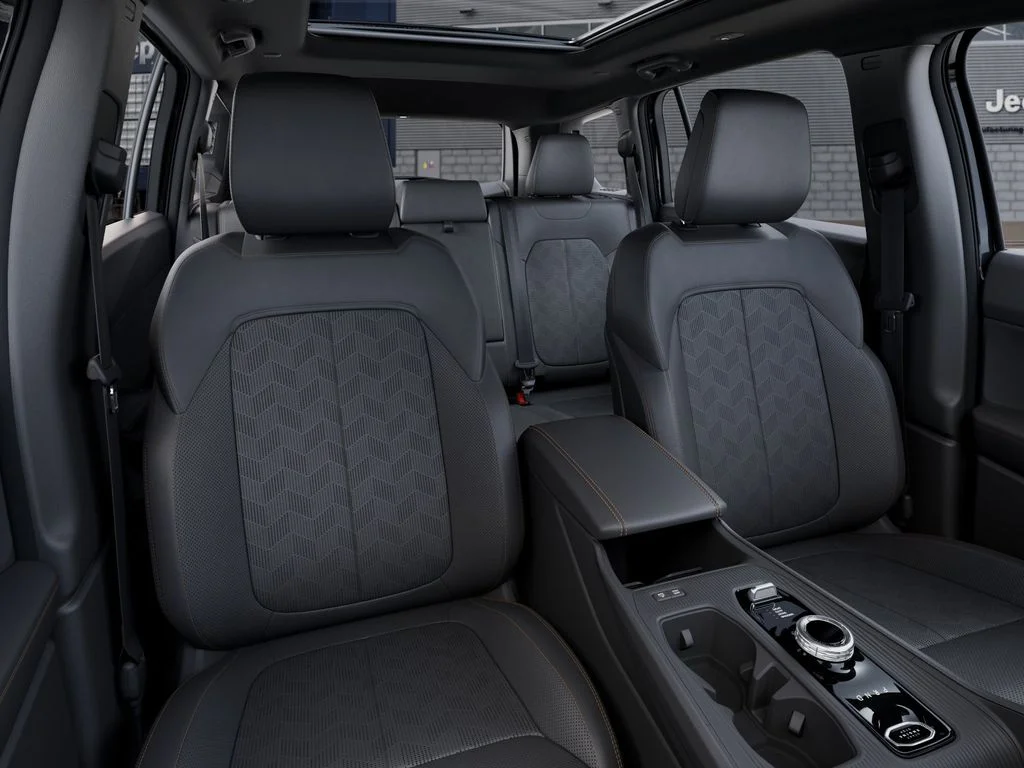New 2026 Sting-Gray Clear-Coat Exterior Paint Jeep Overland image 16